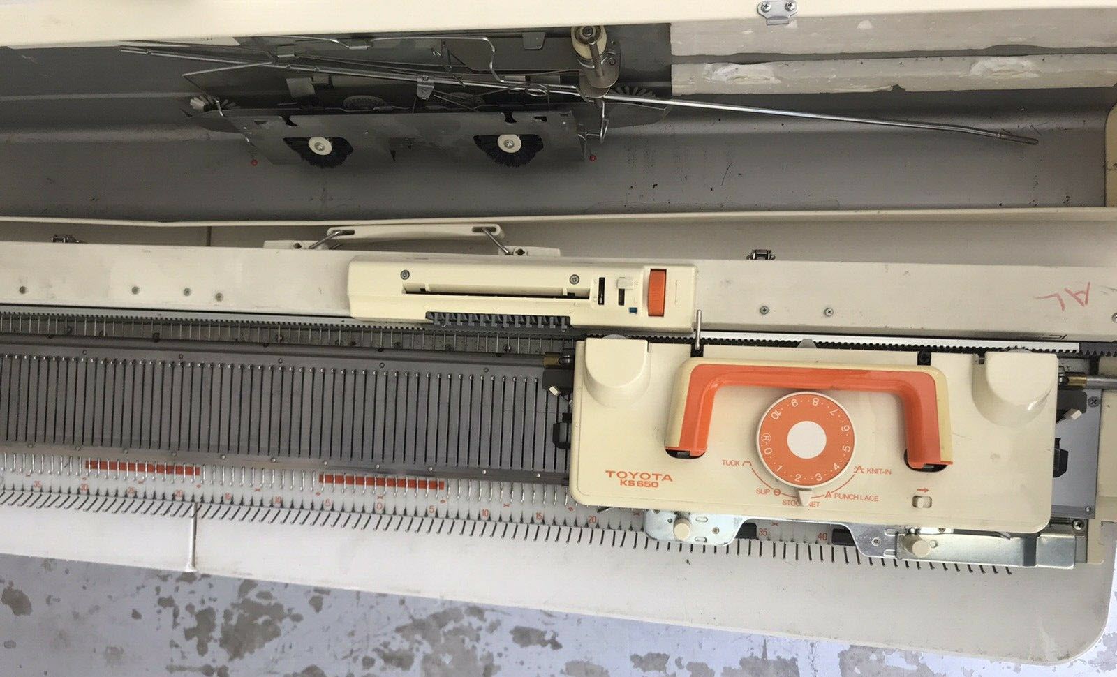 Toyota 650 | Knitting Machine